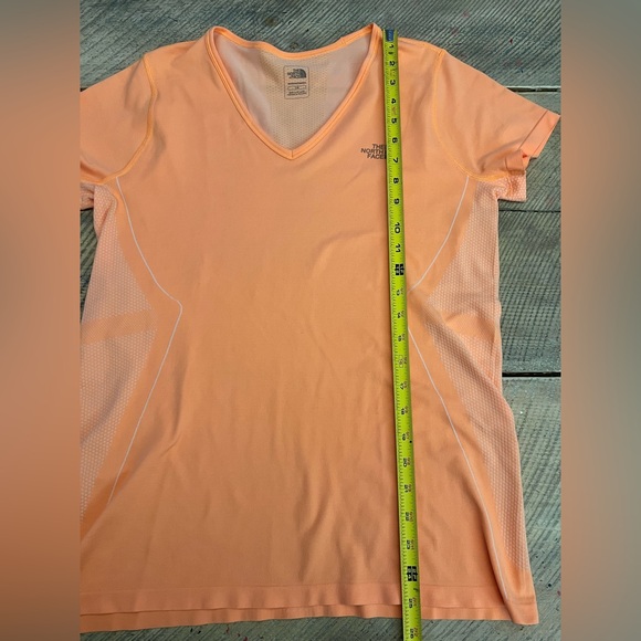 The North Face Women's Bright Orange V-Neck Tee - Picture 8 of 8